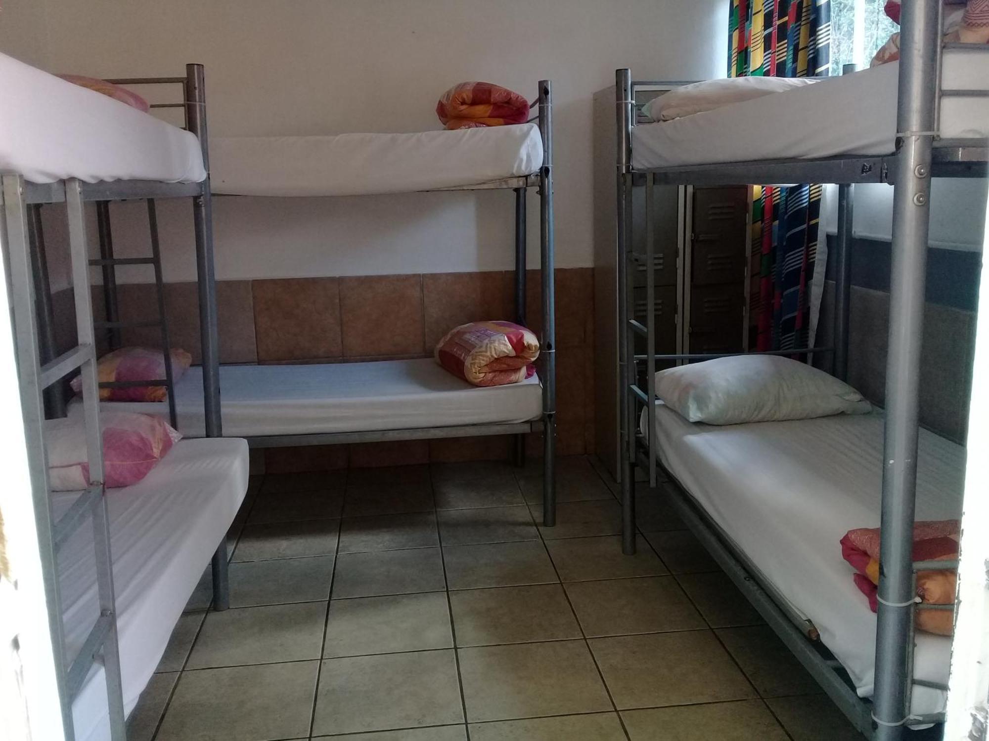יוהנסבורג Accoustix Backpackers Hostel מראה חיצוני תמונה