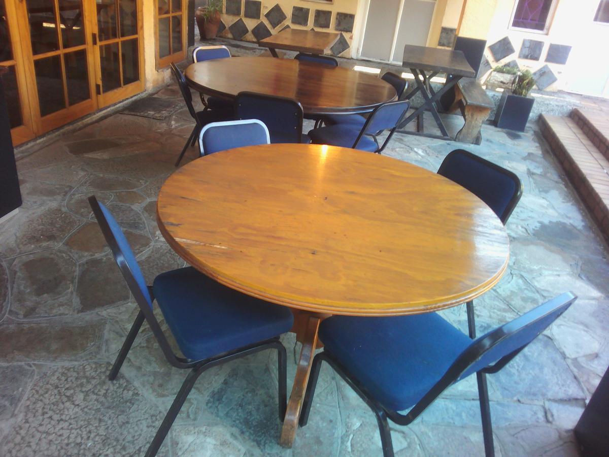 יוהנסבורג Accoustix Backpackers Hostel מראה חיצוני תמונה
